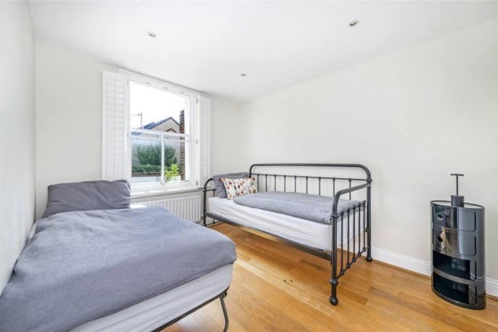 Charming Victorian Notting Hill Villa London Exterior photo