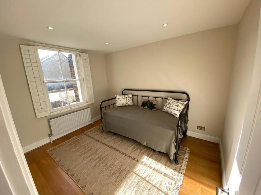 Charming Victorian Notting Hill Villa London Exterior photo