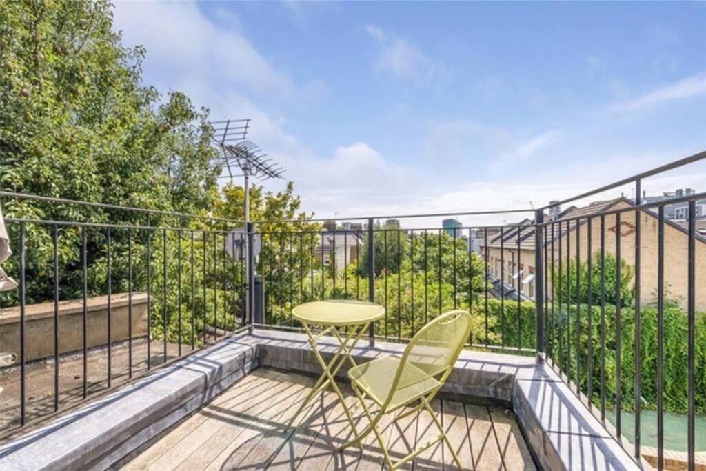 Charming Victorian Notting Hill Villa London Exterior photo